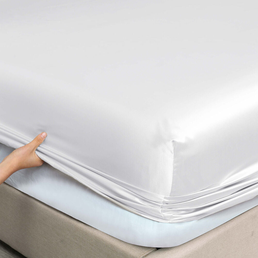 Royal Comfort Satin Sheet Set w/2x Pillowcase White (3 Pieces) — image 6