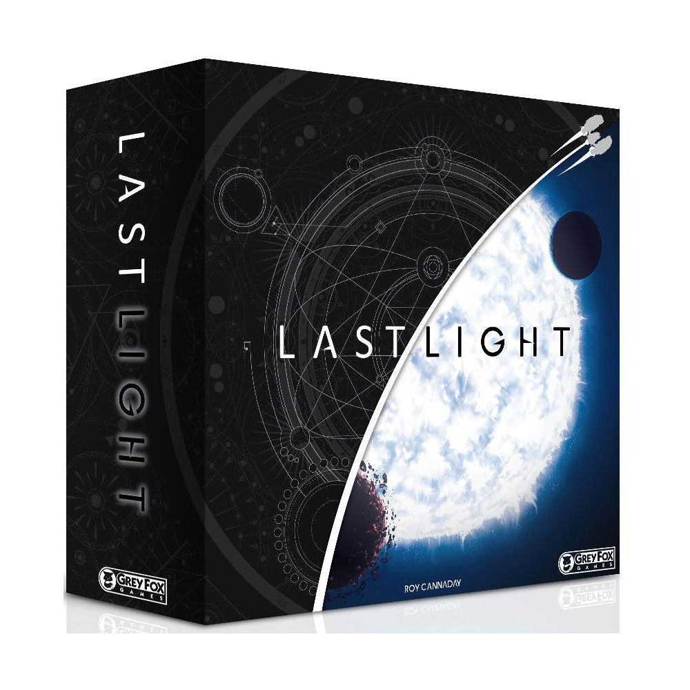 106852-grey-fox-games-last-light-family-party-board-game-14y