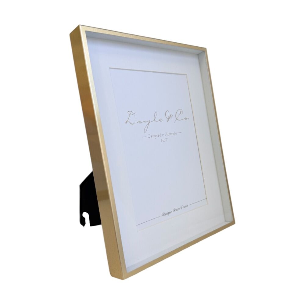 SS Collective 5x7 Matte Gold Finish Luxurious Rectangle Photo Frame — image 2