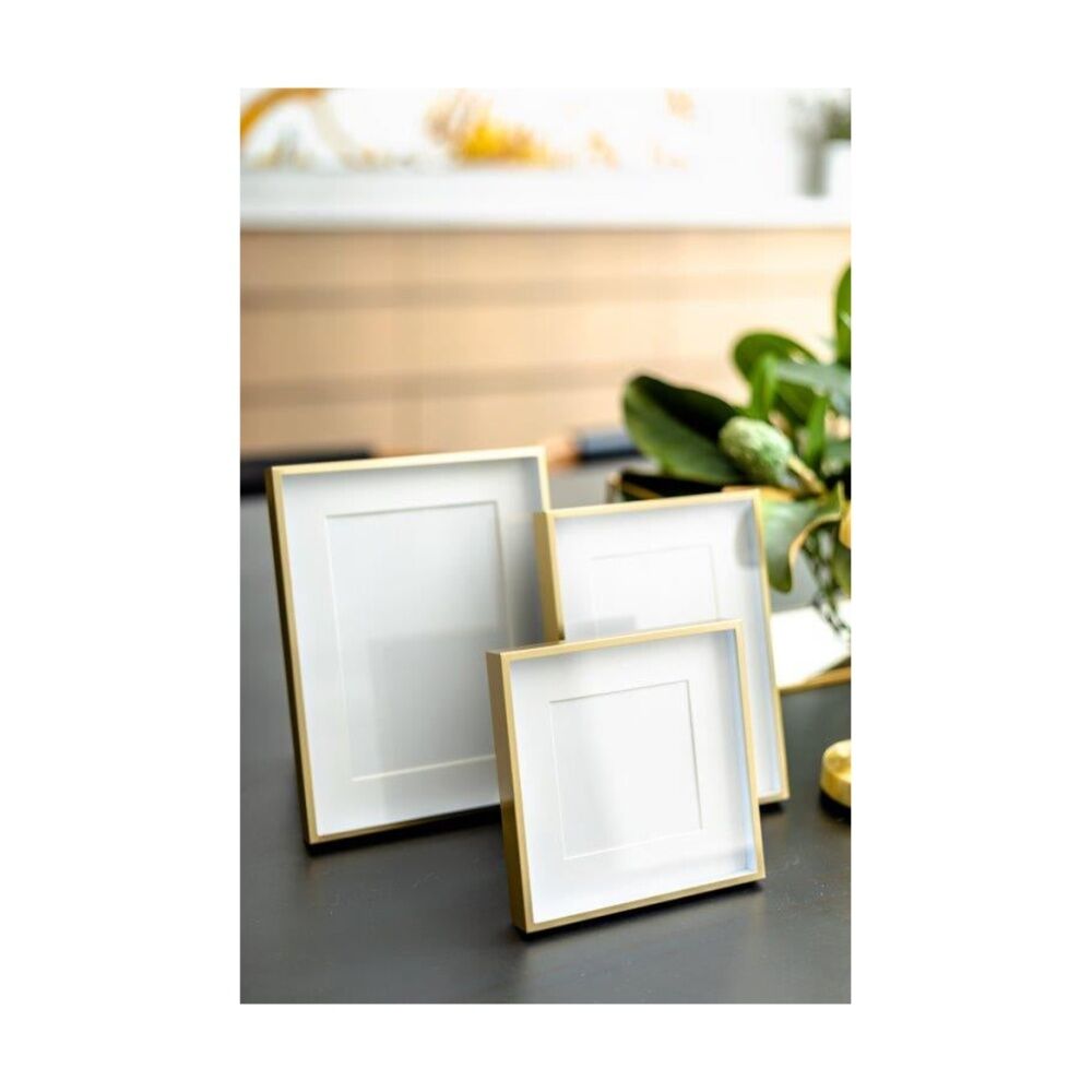 SS Collective 5x7 Matte Gold Finish Luxurious Rectangle Photo Frame — image 3