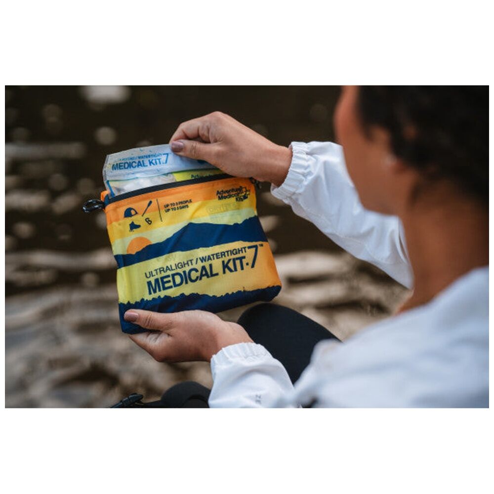 Amk 65Pc First Aid Kit Ultralight Watertight DryFlex 130g 1550x2032x50cm — image 2