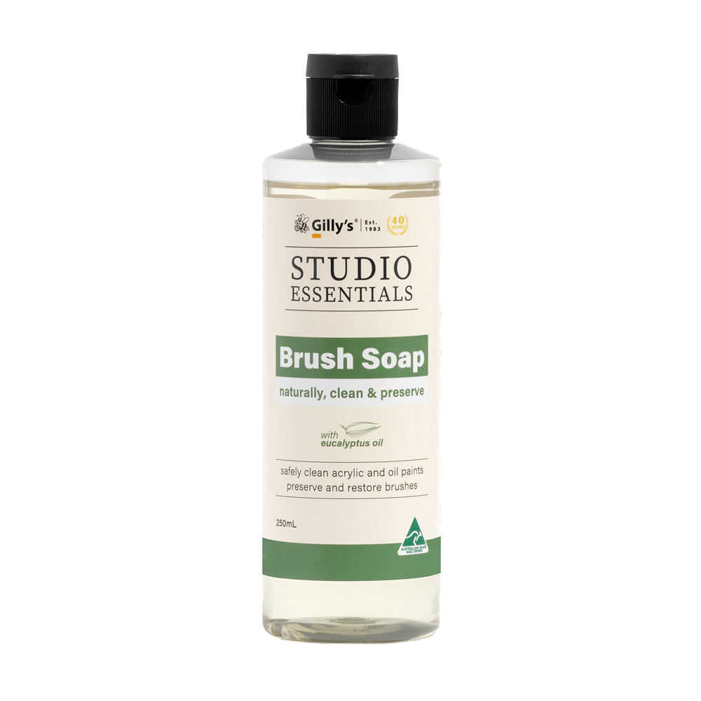 23024-gillys-brush-soap-cleaner-w-eucalyptus-oil-non-toxic-250ml