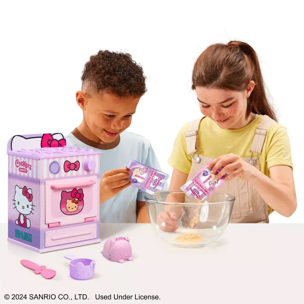 Cookeez Makery Scented Plush Toy Hello Kitty and Friends Oven Playset — image 8