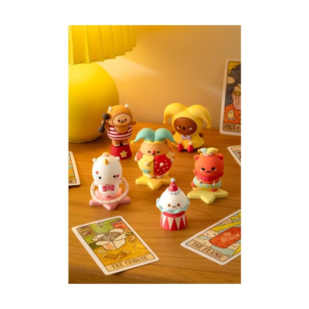 Smoko Friends Circus Blind Box Toy Collectable Figurine 15Y+ Assorted (4 Pack) — image 3