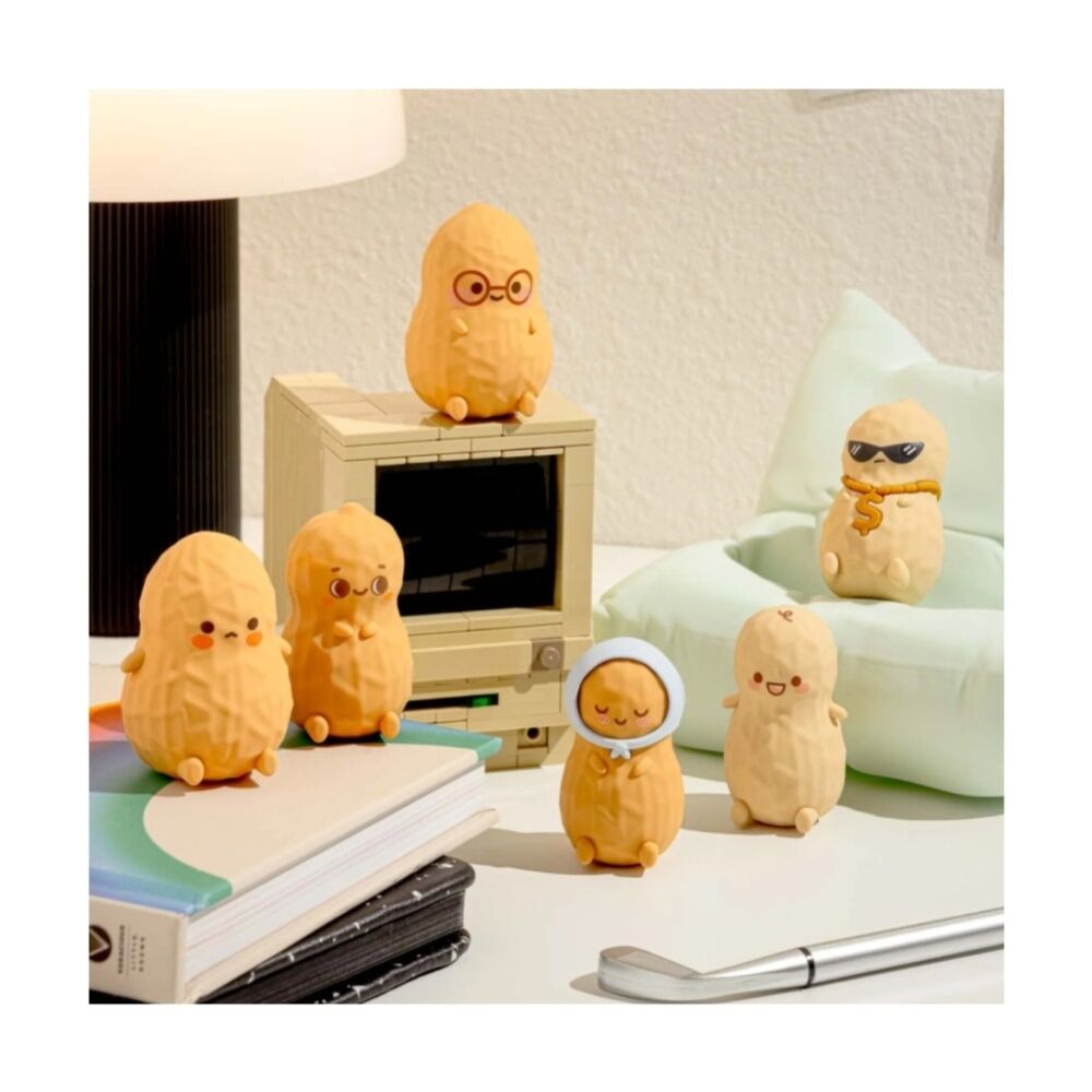 Smoko Peanut Familia Blind Box Toy Collectable Figurine 15Y+ Assorted (4 Pack) — image 3