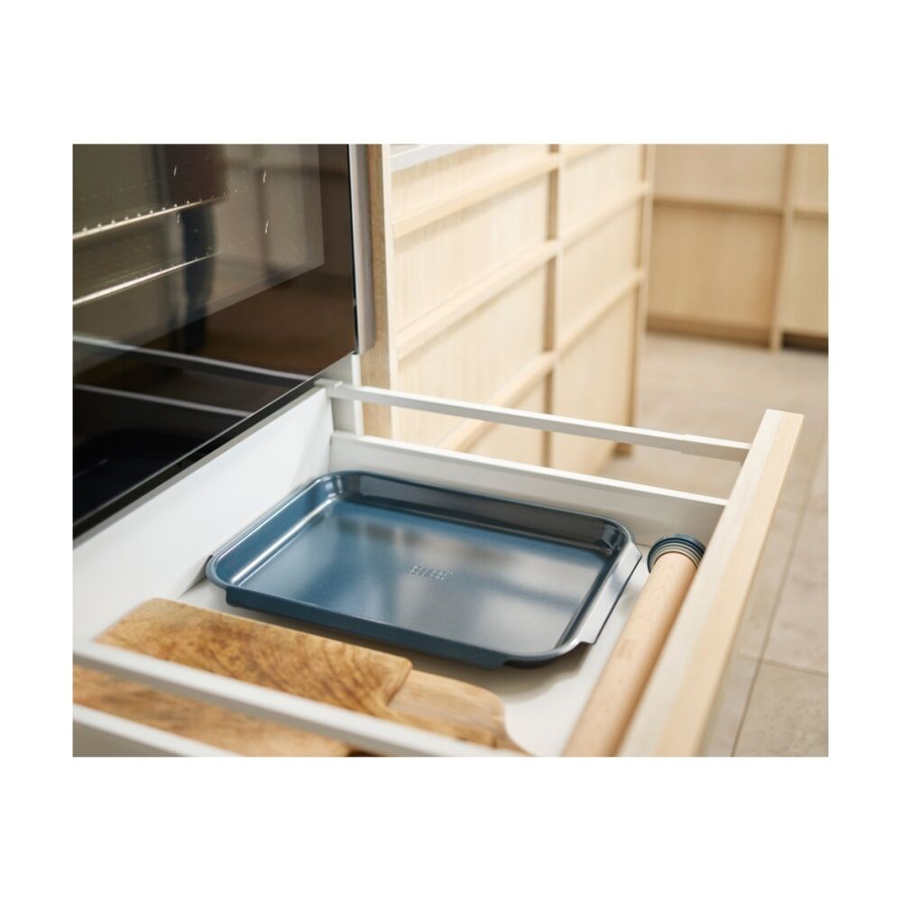 Joseph Joseph Carbon Steel Non-Stick Nest Large Kitchen Baking Tray — image 5