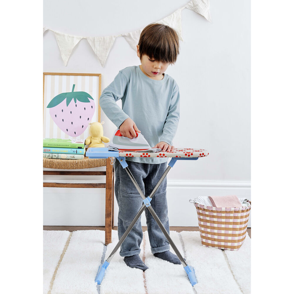 Casdon Kids 3y+ Role Play Foldable Home Appliance Toy Ironing Board Playset — image 5