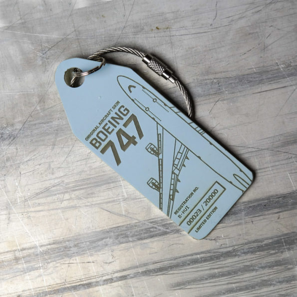 12014-aviationtag-boeing-b747-cathay-keychain-14-5cm-tag-pacific-light-blue