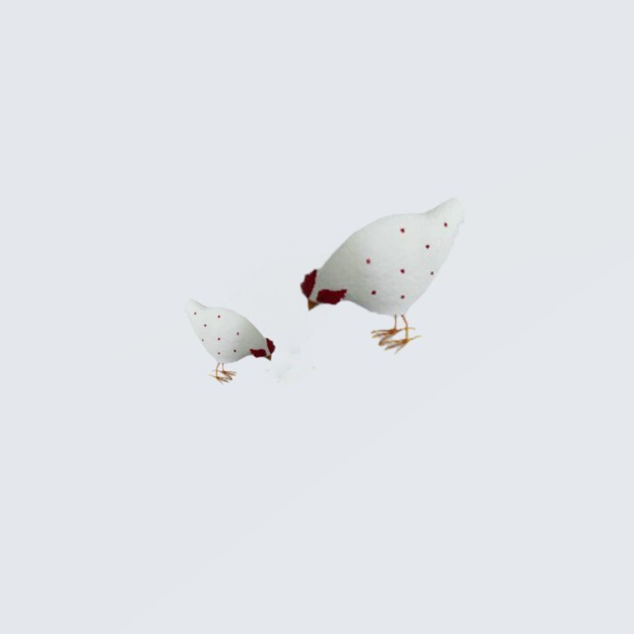 17222-2pc-metal-17-5-29-5cm-chicken-feeding-ornament-set-white