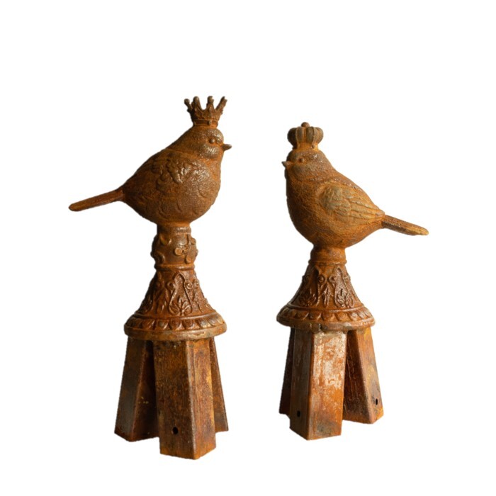 20116-stake-topper-royal-bird-cast-iron-display-stand-assorted