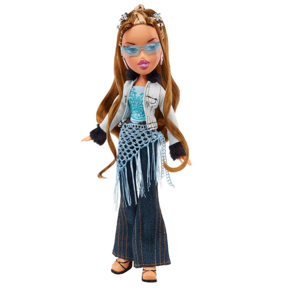 584704-ya-bratz-girls-nite-out-collection-21st-birthday-edition-yasmin-25cm-doll-6y