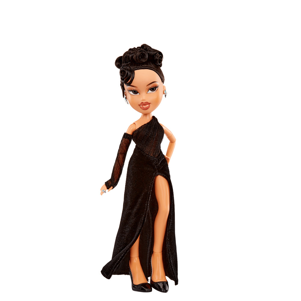 588115-bratz-x-kylie-jenner-celebrity-evening-outfit-doll-6