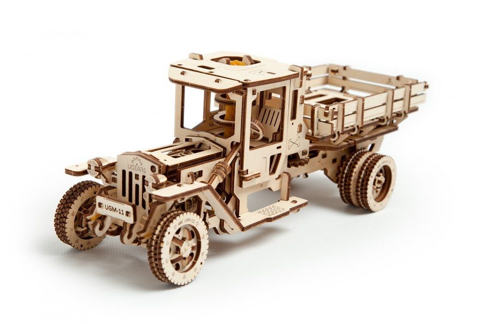 70015-ugears-ugm-11-truck-mechanical-diy-wooden-3d-puzzle-420pc