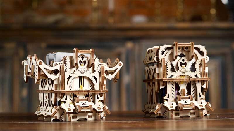 80002-ugears-deck-box-game-cards-mechanical-wooden-3d-puzzle-64pc