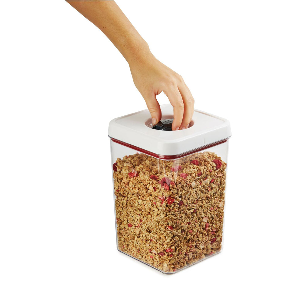 14666-zyliss-twist-seal-4l-24cm-square-container-xl-white