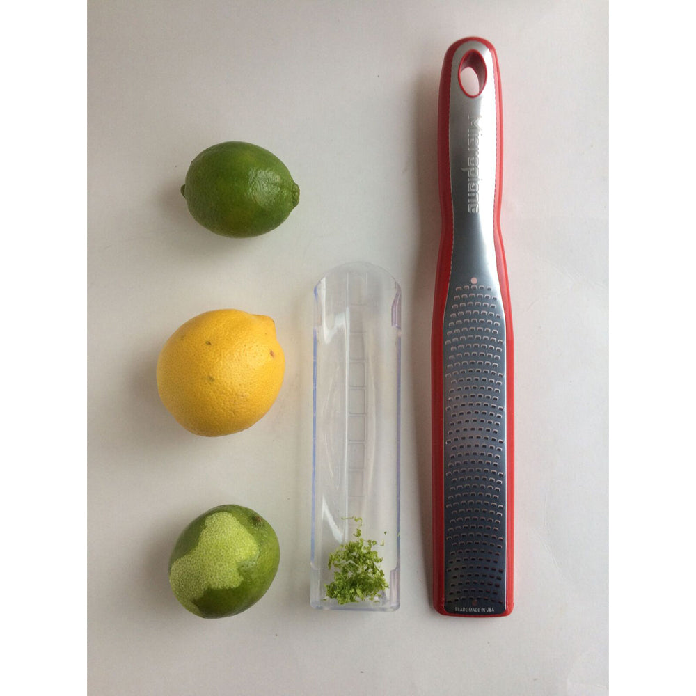 15351-microplane-elite-zester-stainless-steel-grater-w-catcher-red