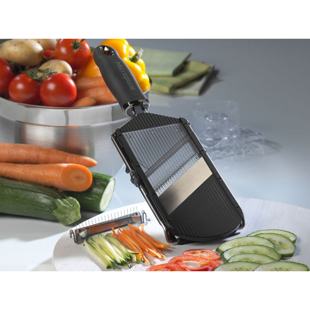 15996-microplane-adjustable-slicer-w-julienne-blade-black