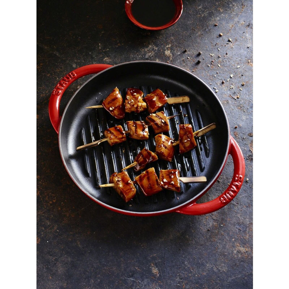 65540-staub-pure-round-26cm-cast-iron-grill-pan-cherry-red
