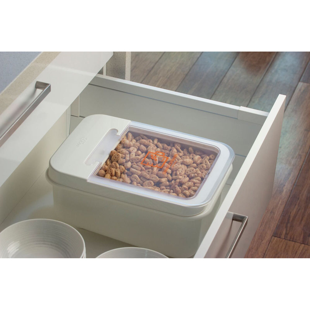 70940-lock-lock-8l-grain-dry-food-container-w-cup-white