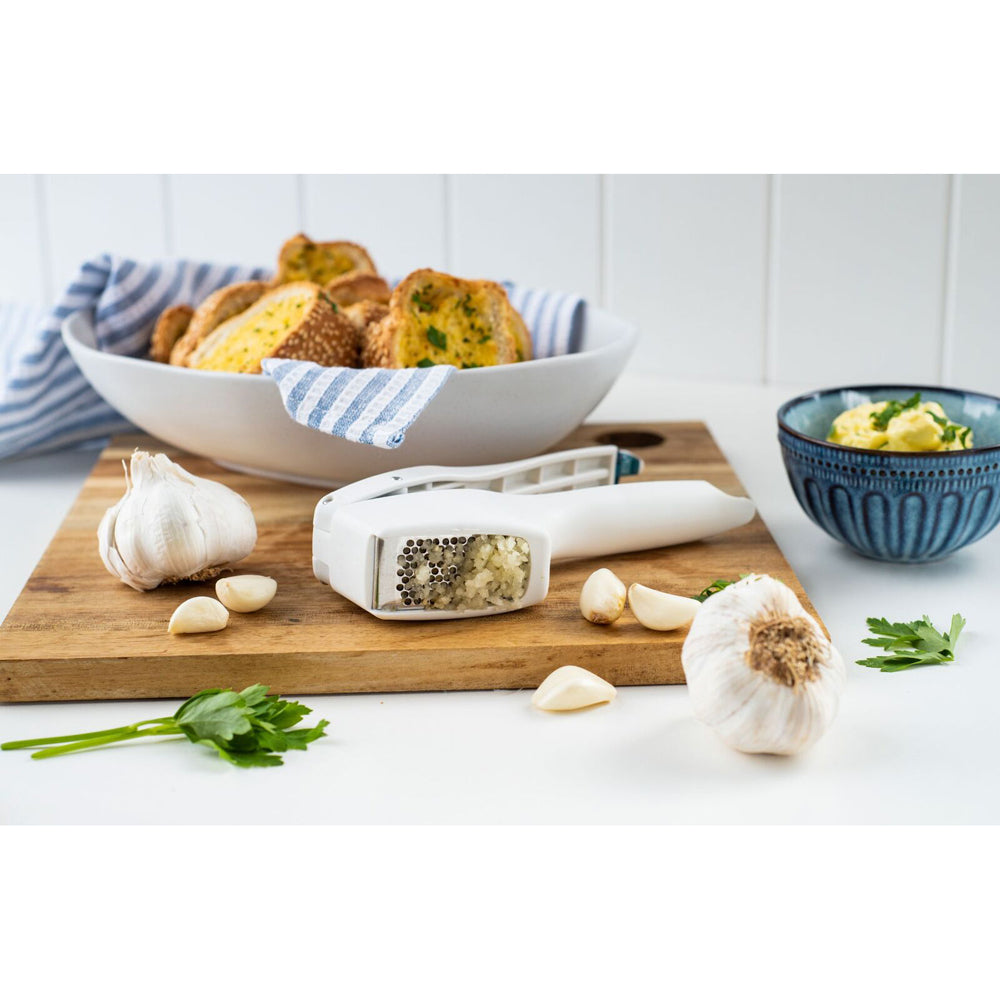 7238-culinare-plastic-27cm-garlic-press-crusher-white