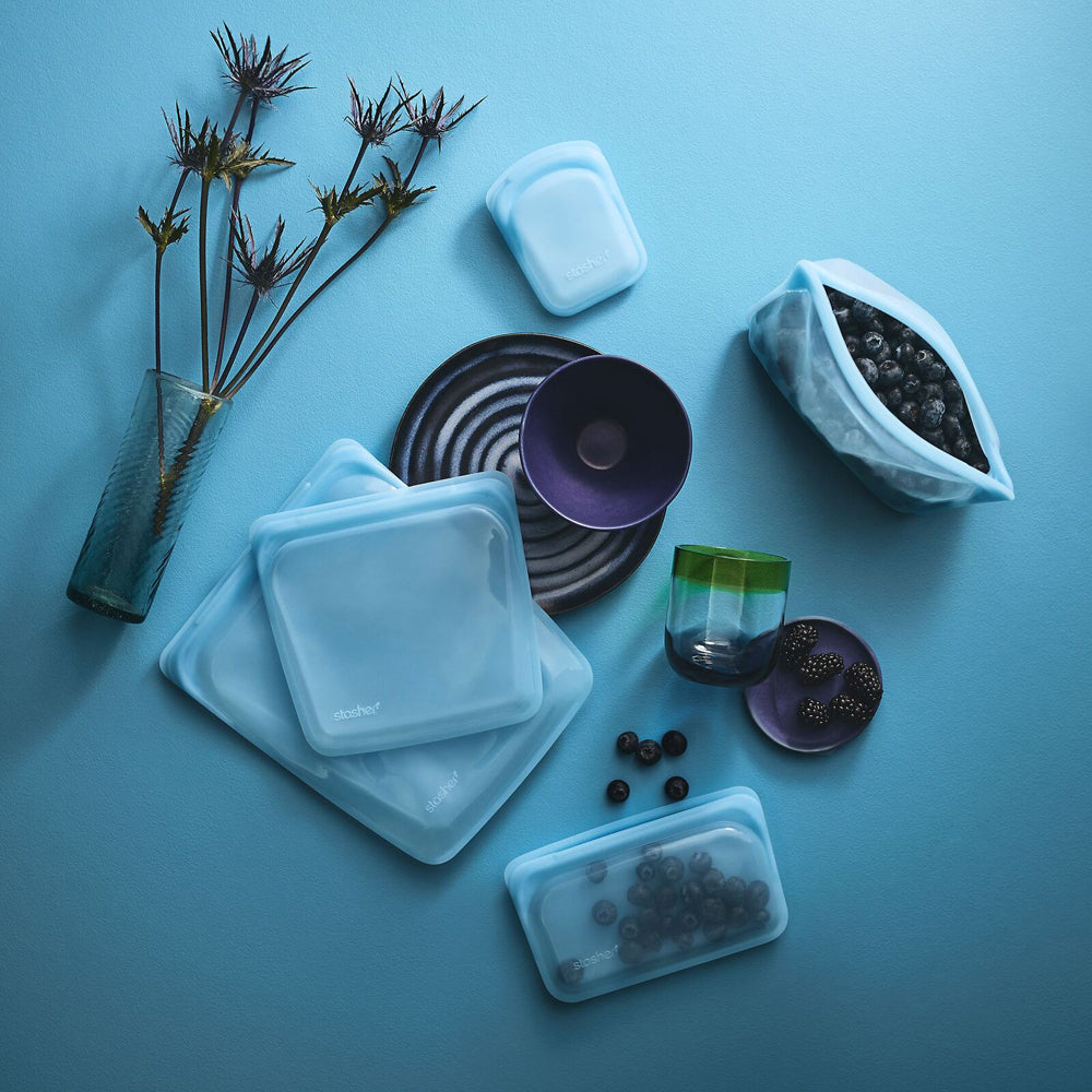 73055-stasher-355ml-19cm-silicone-snack-bag-reusable-food-storage-blue