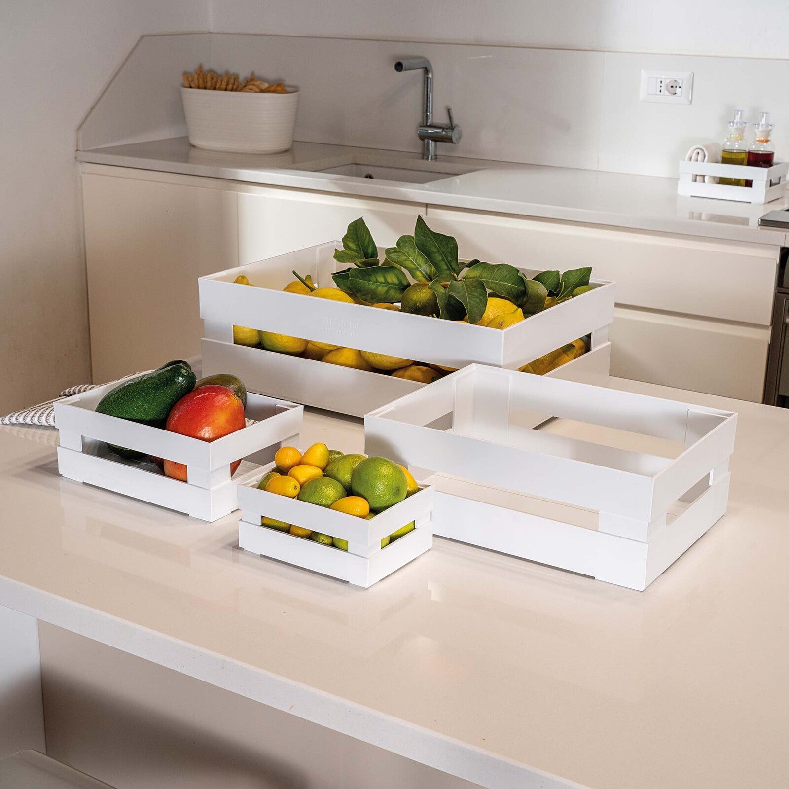 170202156-guzzini-echo-kitchen-45cm-plastic-circle-tidy-store-box-xl-white