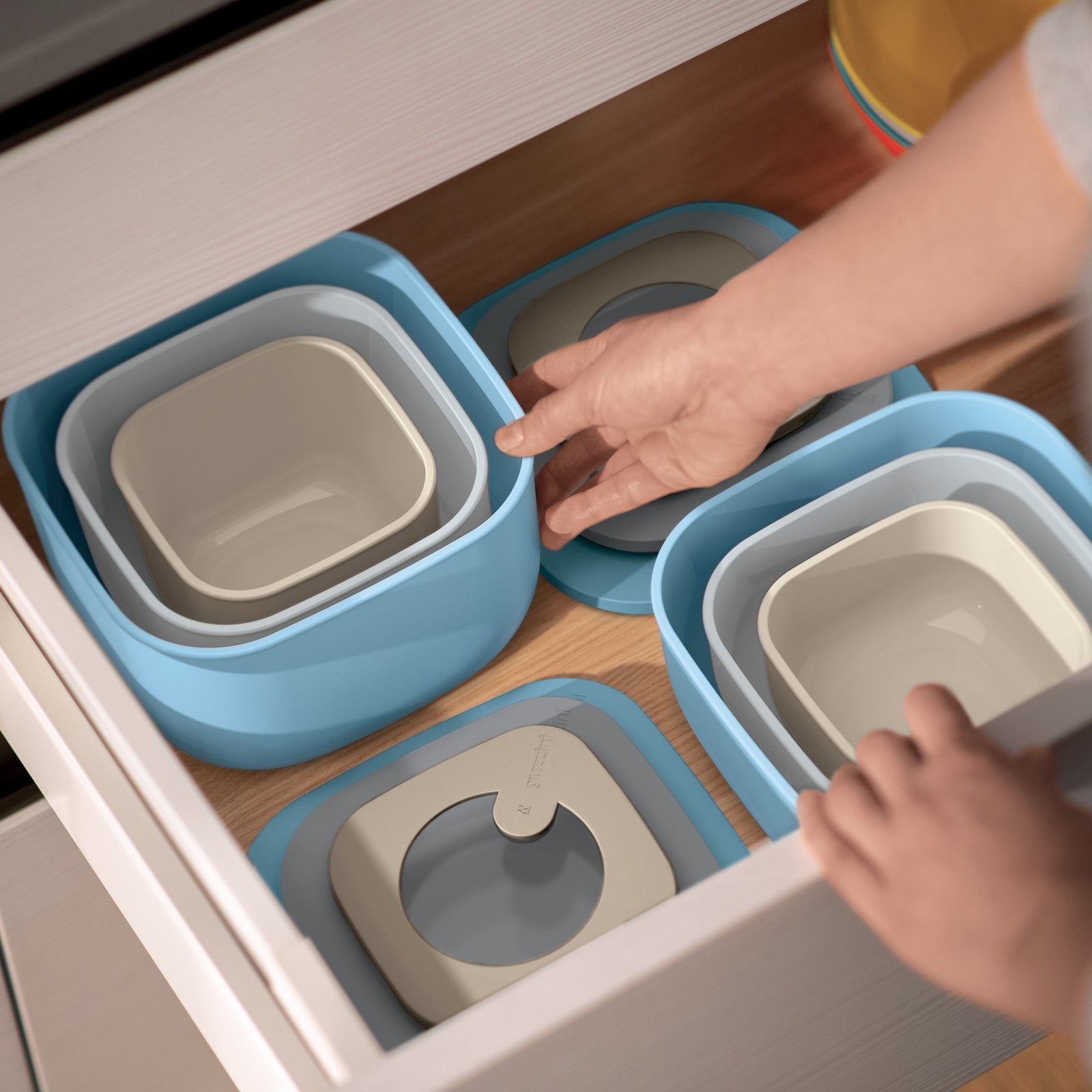 17070752-3pc-guzzini-kitchen-active-design-19-5cm-45l-97l-1-9l-shallow-containers-asst
