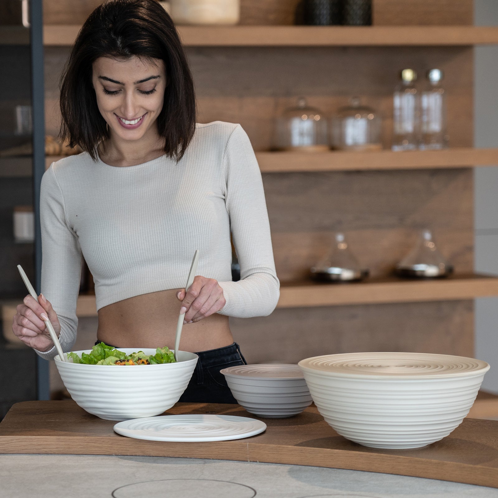 175001156-guzzini-earth-tierra-5l-30cm-bowl-w-lid-xl-milk-white