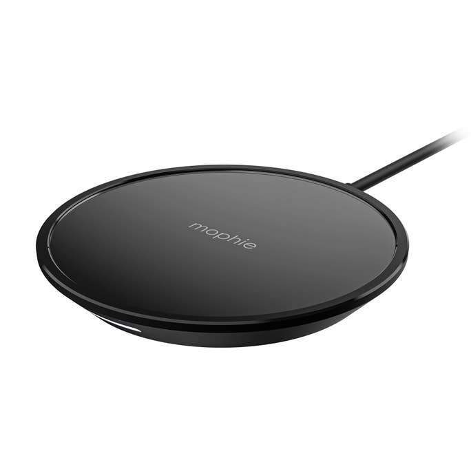 409903380-mophie-wireless-charging-pad-for-apple-devices-qi-enabled-black