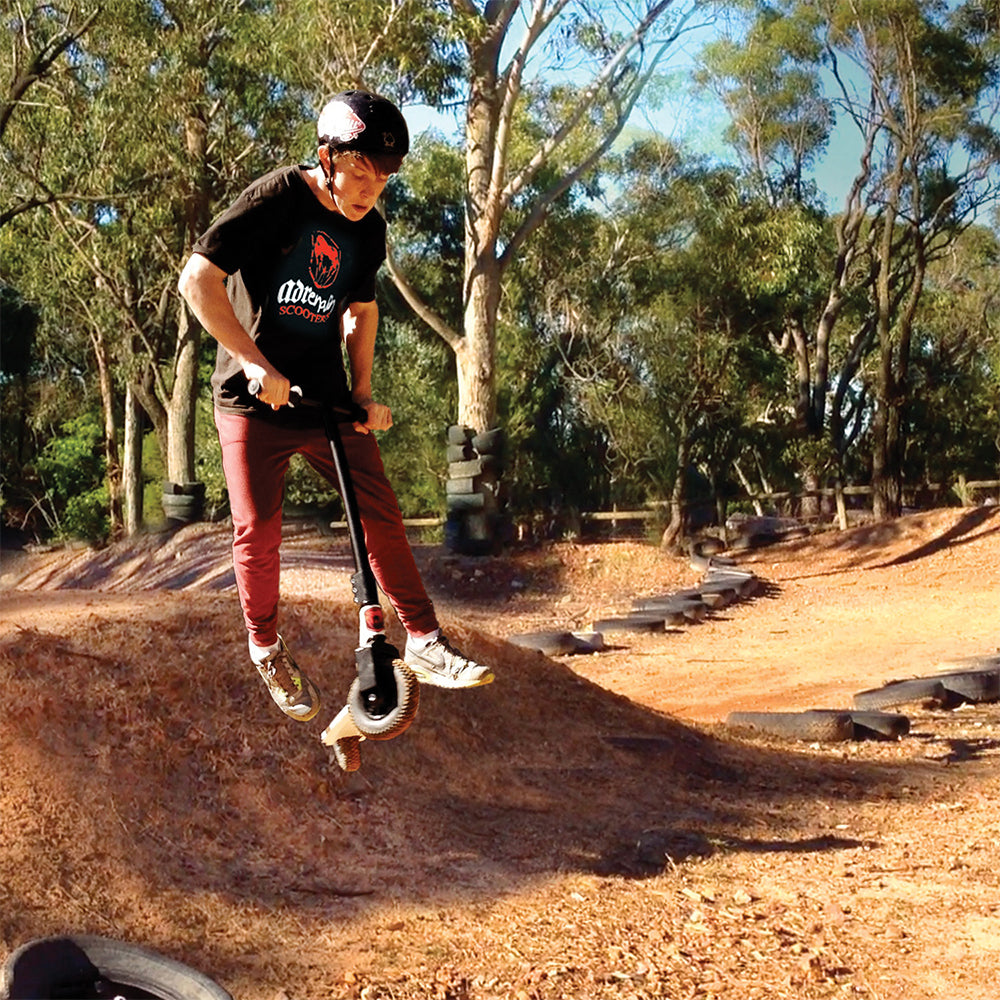 8103345909-adrenalin-dirt-x-off-road-scooter-white