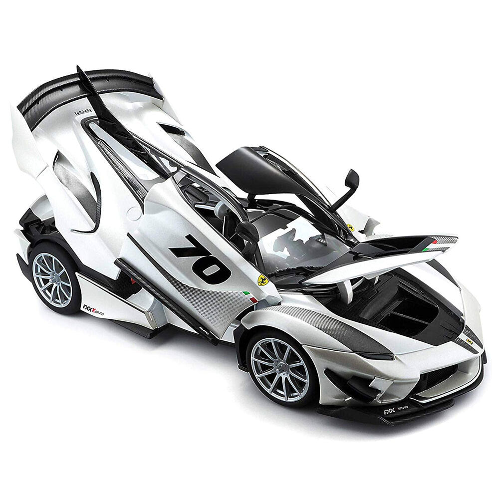 18-16012-bburago-1-18-ferrari-r-p-fxx-k-evo-70-white