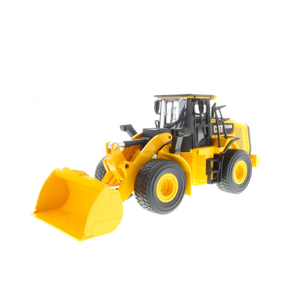 42525003-diecast-masters-1-24-cat-950m-wheel-loader-2-4ghz-rc-kids-toy-3y