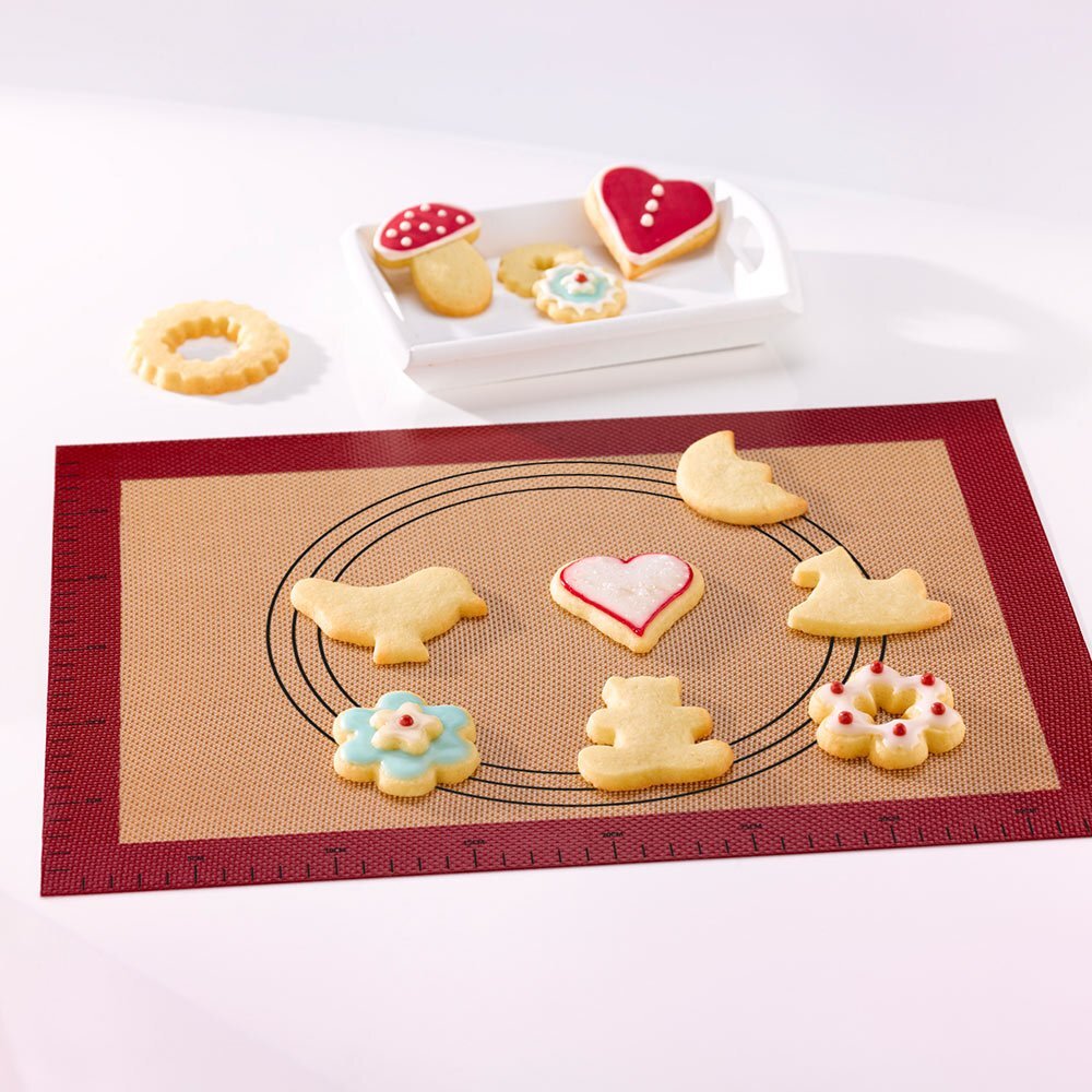 1-bbb-651-nostik-reusable-non-stick-38x58cm-silicone-prep-roll-mat-red-beige