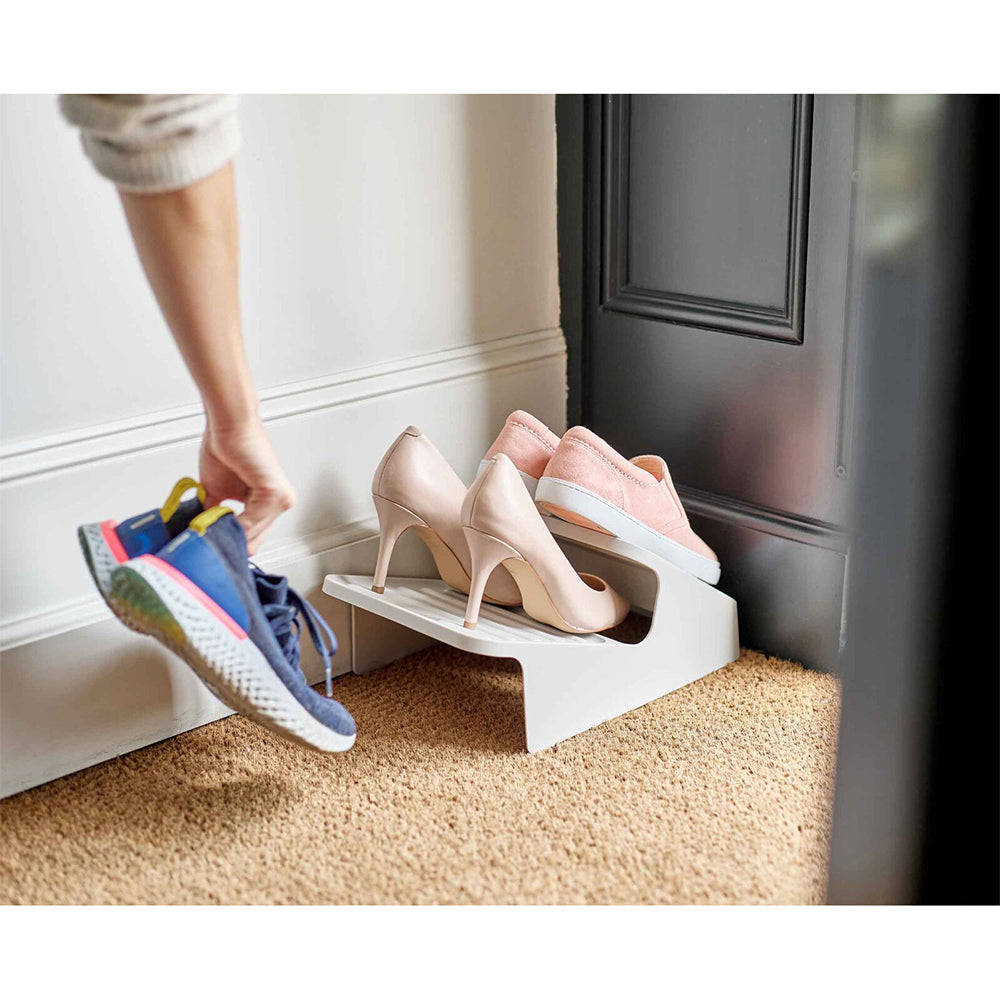 55001-joseph-joseph-shoe-in-35cm-compact-shoe-rack-ecru