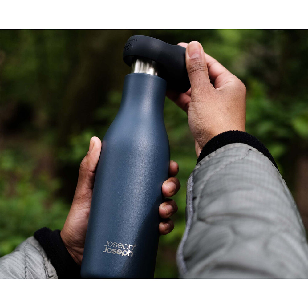 81120-joseph-joseph-loop-500ml-vacuum-insulated-water-bottle-blue