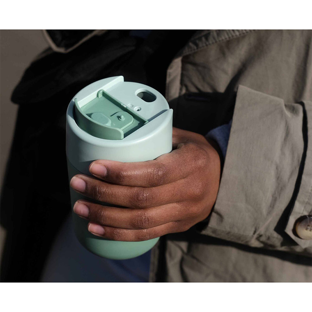 81122-joseph-joseph-sipp-340ml-14cm-travel-mug-cup-green