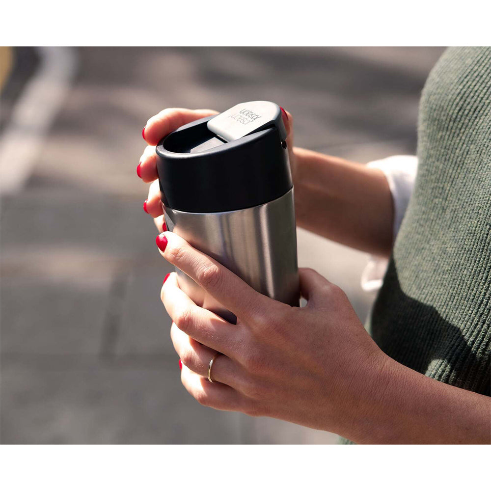 81133-joseph-joseph-sipp-stainless-steel-454ml-travel-mug-anthracite