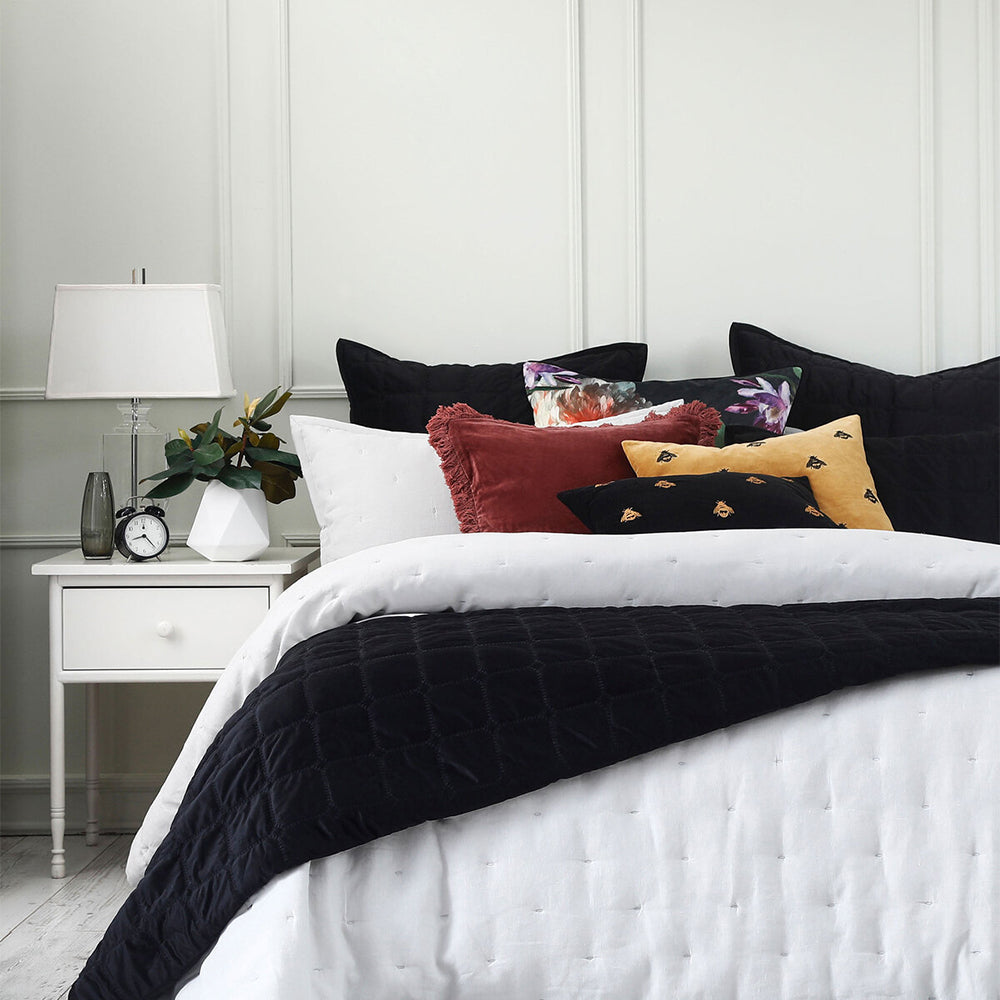 89805h768-mm-linen-meeka-ebony-coverlet-set-w-pillow-shams-220x240cm