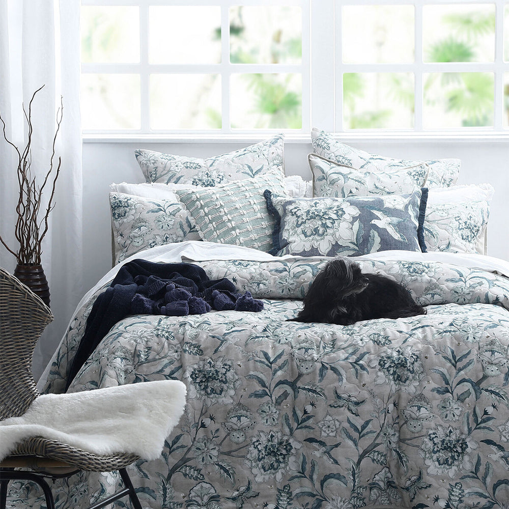 89c80h054-mm-linen-katiana-queen-botanical-bed-quilt-cover-set-210x210cm
