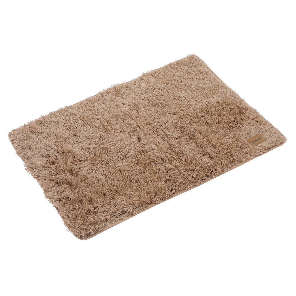 20569-paws-claws-calming-70x100cm-plush-blanket-camel