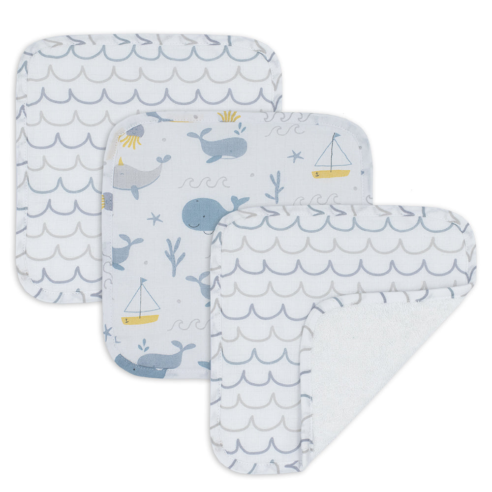 4033034-3pc-living-textiles-muslin-wash-cloths-whale-of-a-time