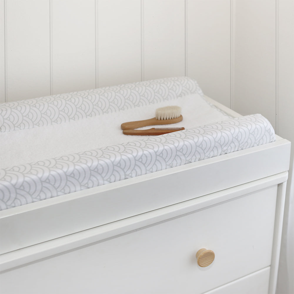 6116048-lolli-living-baby-newborn-change-pad-cover-oceania-waves