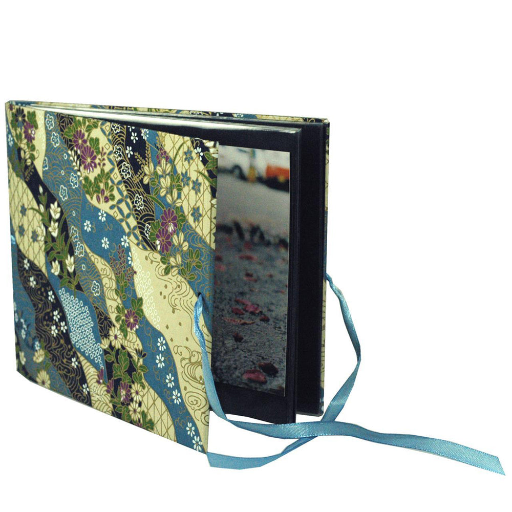 109256-lantern-studios-japanese-piccolo-photo-wallet-album-indigo-wave-17cm