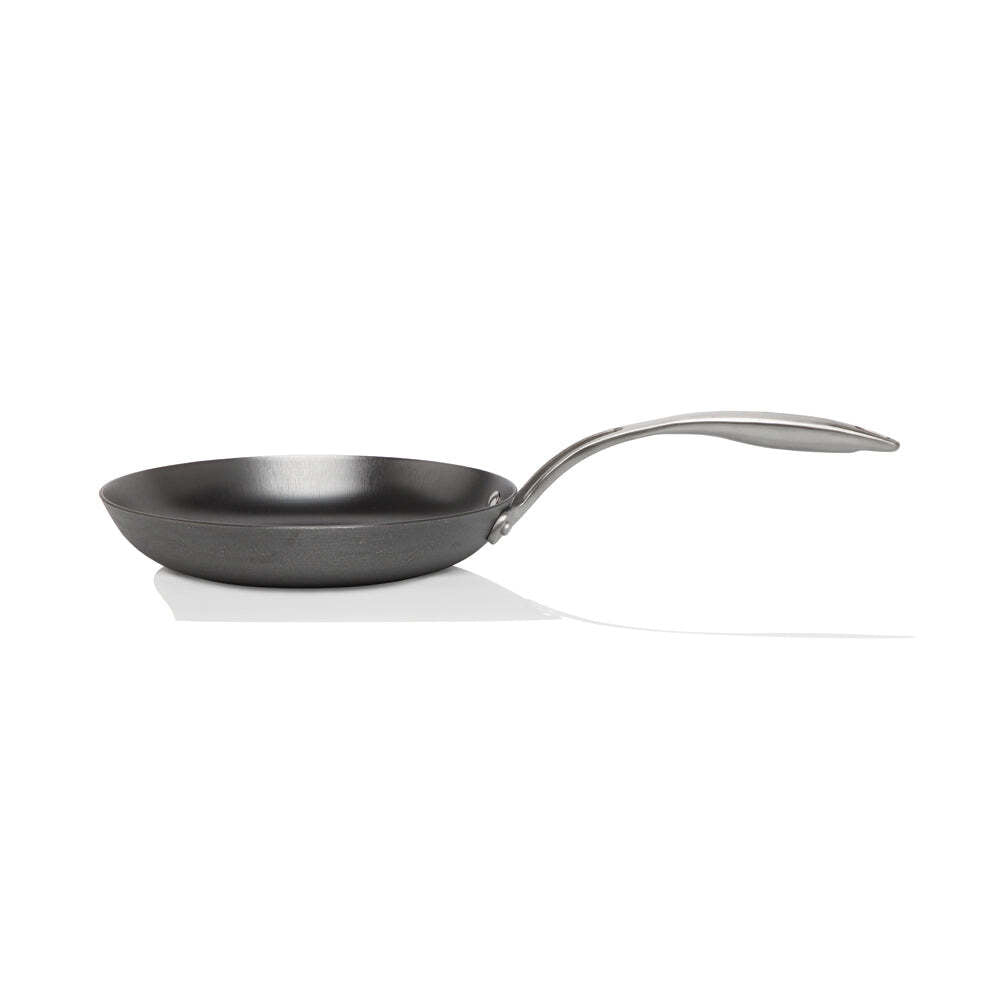 42309-stanley-rogers-light-weight-cast-iron-frypan-24cm