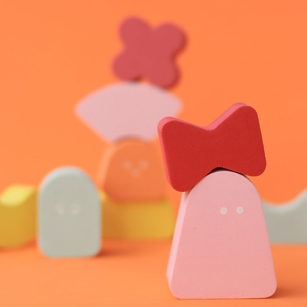 172772-quut-blokki-soft-foam-kids-childrens-stacking-block-toy-coral-pink-10m
