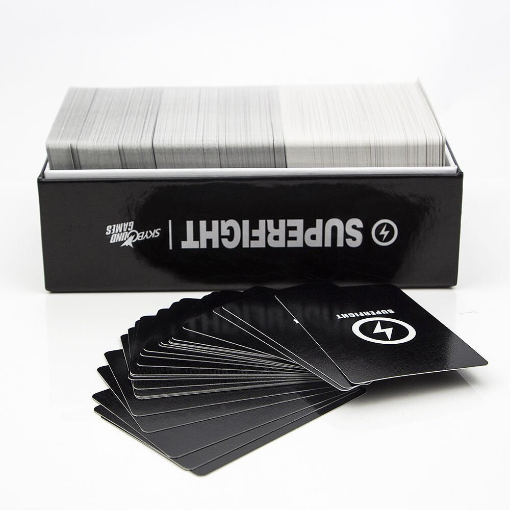24816-500pc-skybound-superfight-core-deck-game-starter-pack