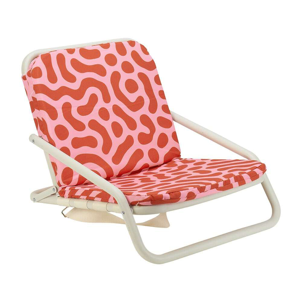 15drs-annabel-trends-deluxe-beach-chair-outdoor-seat-red-squiggle