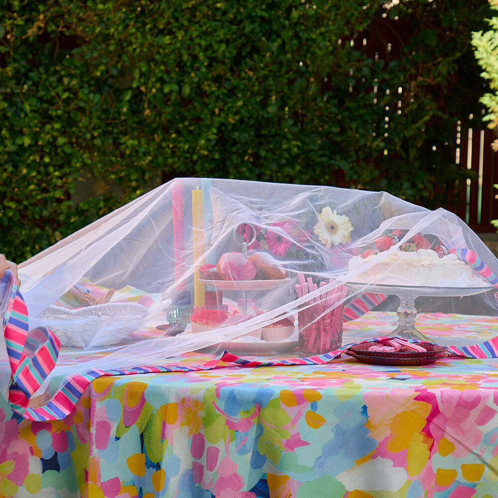 33bcl-annabel-trends-buzz-off-food-cover-large-140x140cm-confetti