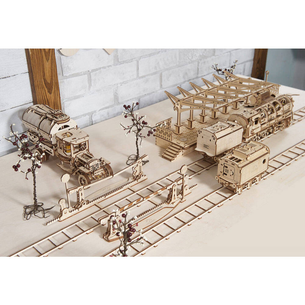 70013-ugears-railway-platform-mechanical-diy-wooden-3d-puzzle-196pc