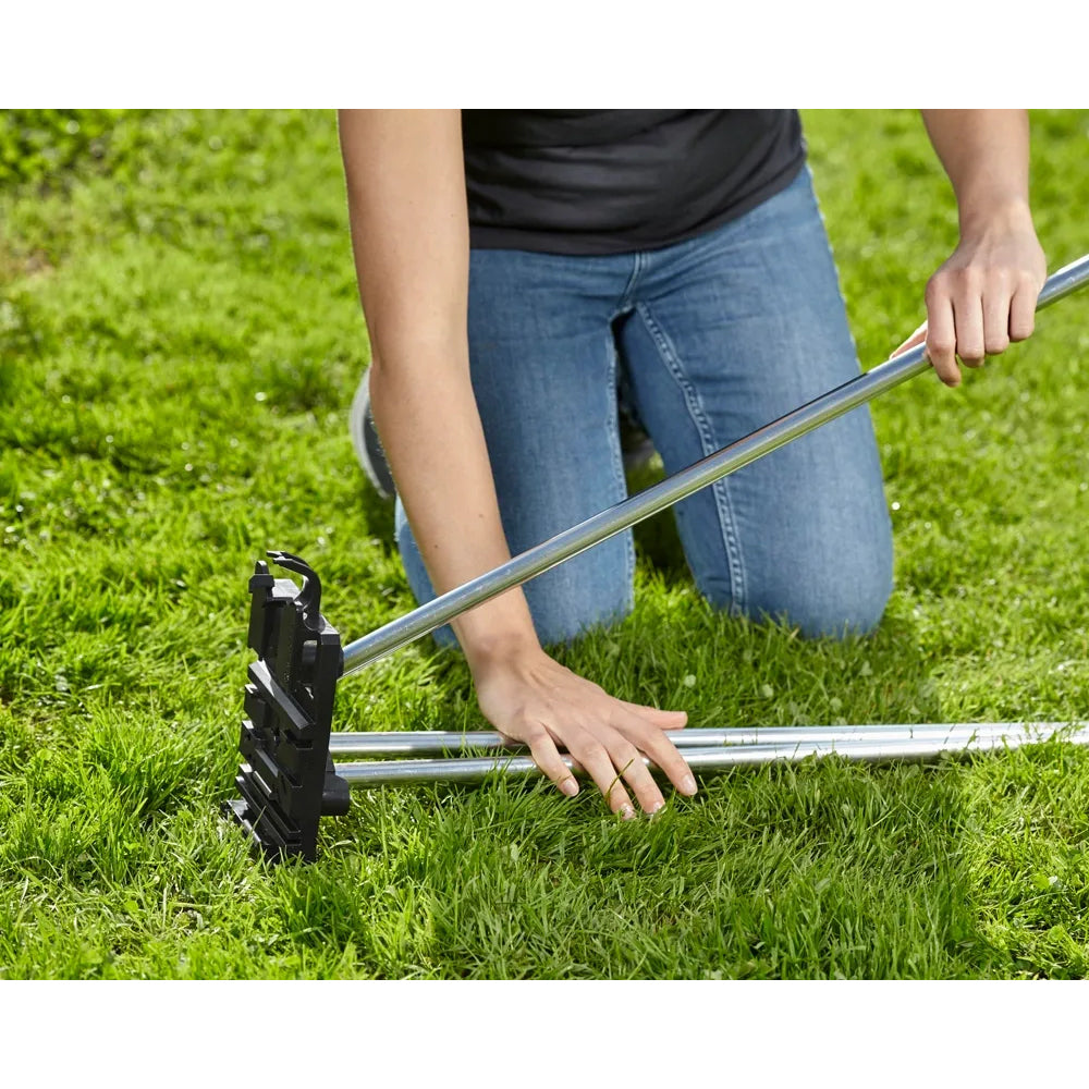 900981101-gardena-water-sprinkler-tripod-garden-watering-holder